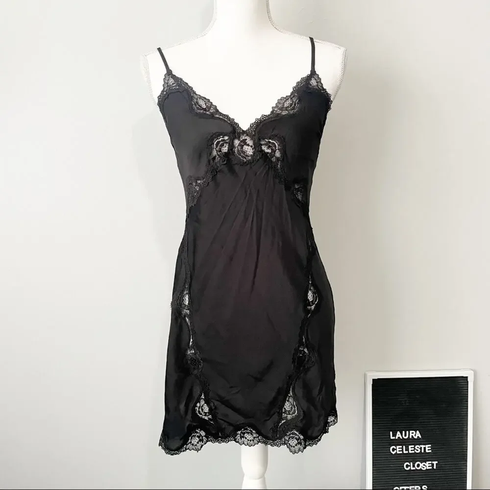 Victoria’s Secret black lace lingerie slip dress size small nightie sexy
